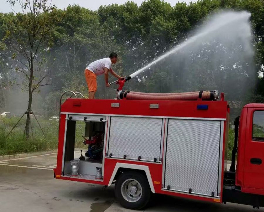 �WУ��������܇